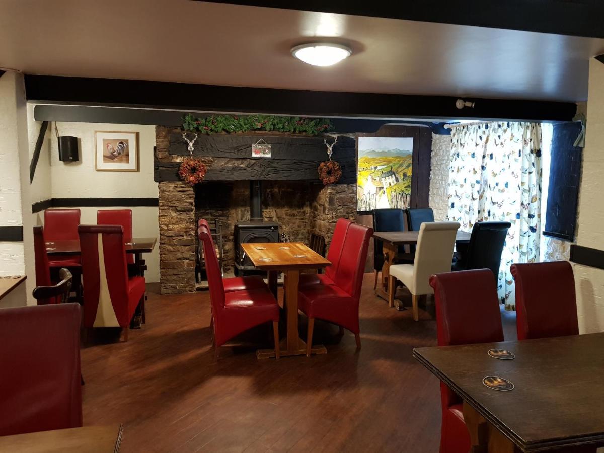 The Cock Hotel Bronllys Exterior foto